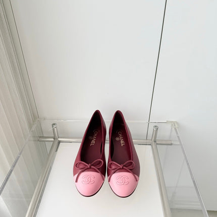 CHANEL 26S BALLET FLATS IN BURGUNDY RED CALFSKIN WITH PINK TOE CAP AND BOW