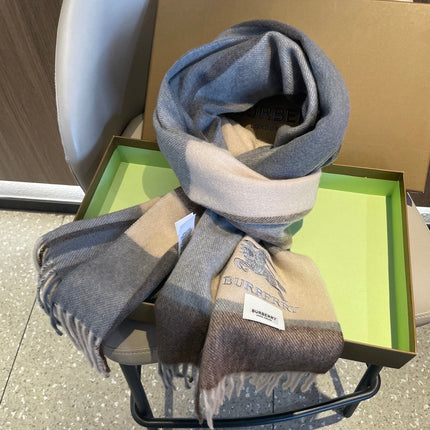 BURBERRY 26S SCARF 180CM IN CASHMERE 160447