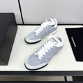 SPORTS SHOES IN GREY FABRIC