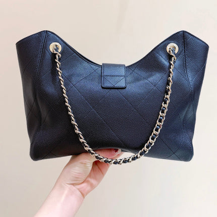 CHANEL 26S TOTE BAG 26 IN BLACK CALFSKIN GRAINED
