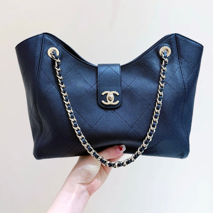 CHANEL 26S TOTE BAG 26 IN BLACK CALFSKIN GRAINED