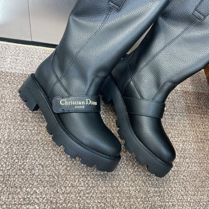 DIOR 25S D-QUEST BOOT 45MM IN BLACK GRAINED CALFSKIN