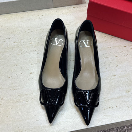 VALENTINO 26S HIGH HEELS 40 MM IN BLACK PATENT CALFSKIN