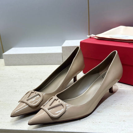 VALENTINO 26S HIGH HEELS 40 MM IN BEIGE PATENT CALFSKIN
