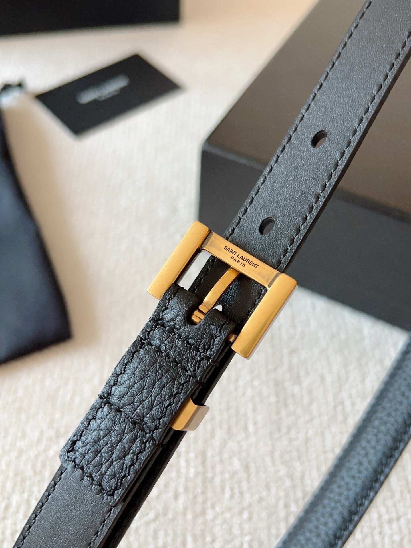 YSL 25S BELT 20 MM IN BLACK CALFSKIN 571013