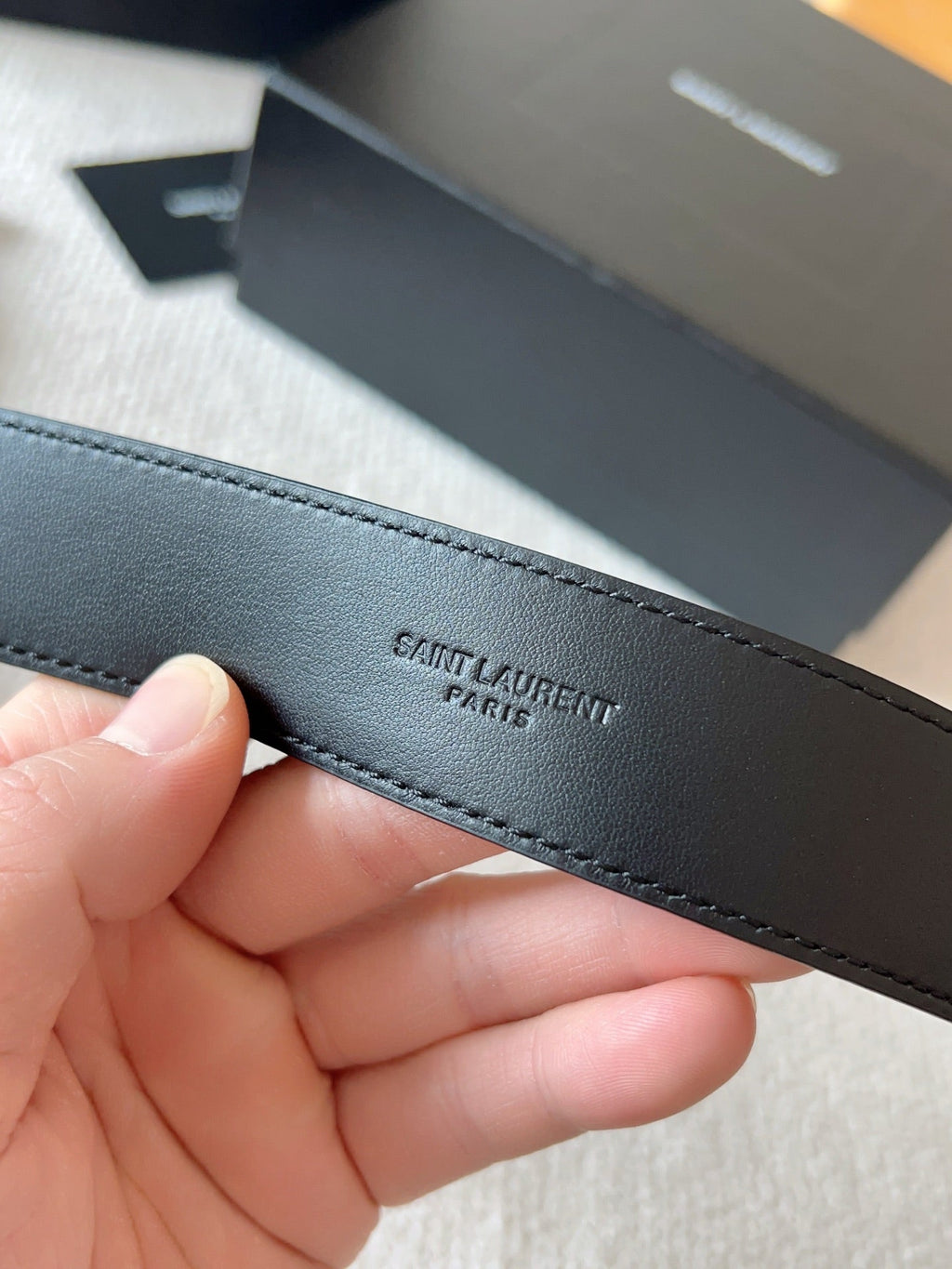YSL 25S BELT 30 MM IN BLACK CALFSKIN 571014
