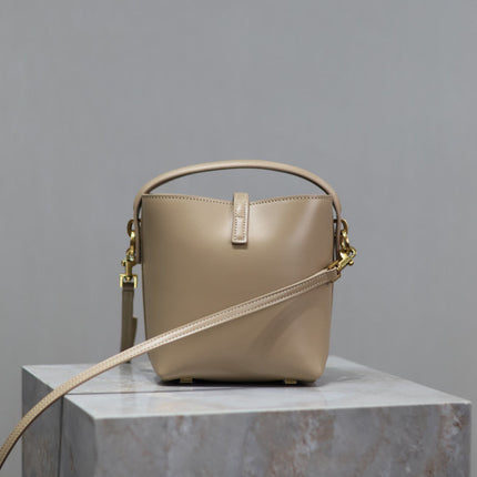 YSL 25S LE 37 BUCKET 15 IN BEIGE CALFSKIN GOLD HARDWARE