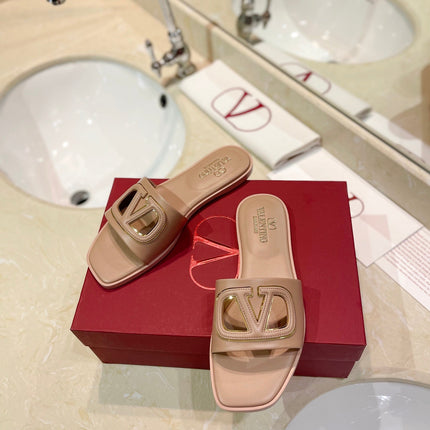 VALENTINO 26S SLIDES IN NUDE CALFSKIN WITH LOGO