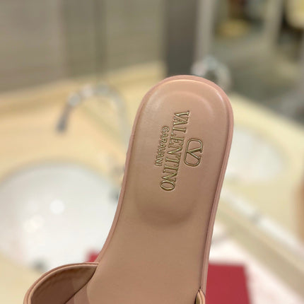 VALENTINO 26S SLIDES IN NUDE CALFSKIN WITH LOGO