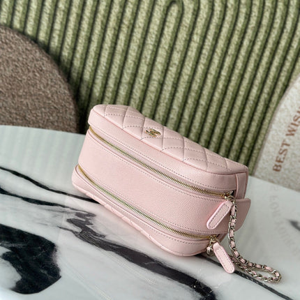 CHANEL 26S CLASSIC QUILTED COSMETIC POUCH 18 IN LIGHT PINK GRAINED CALFSKIN GOLD HARDWARE