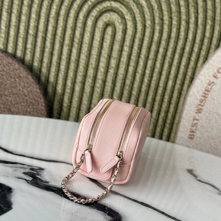 CHANEL 26S CLASSIC QUILTED COSMETIC POUCH 18 IN LIGHT PINK GRAINED CALFSKIN GOLD HARDWARE