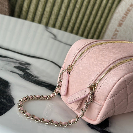 CHANEL 26S CLASSIC QUILTED COSMETIC POUCH 18 IN LIGHT PINK GRAINED CALFSKIN GOLD HARDWARE