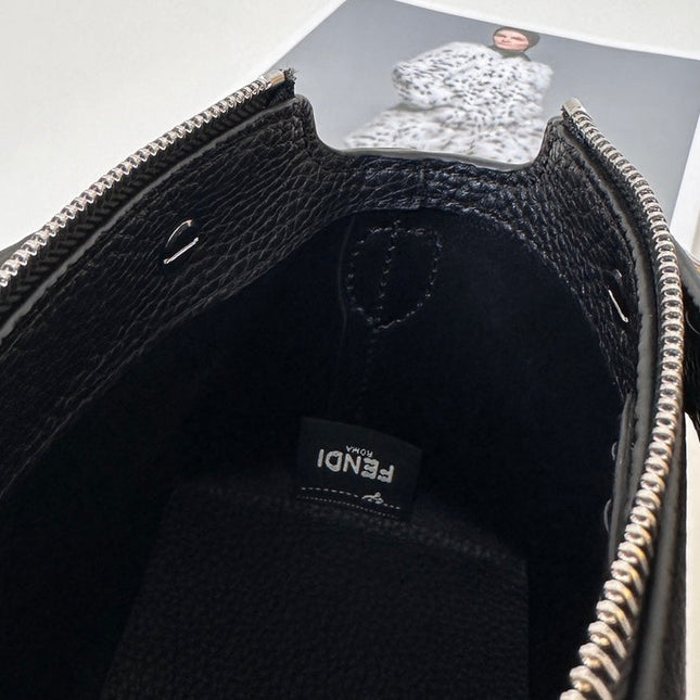 BY THE WAY SELLERIA SMALL 20 BAG IN BLACK CALFSKIN