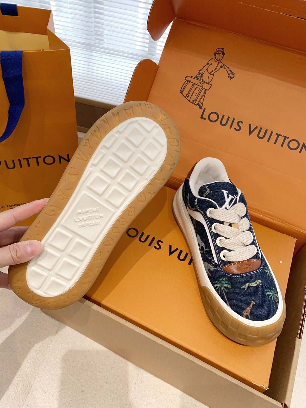 LV 26S TILTED SNEAKERS IN NAVY BLUE DENIM SAFARI PRINT