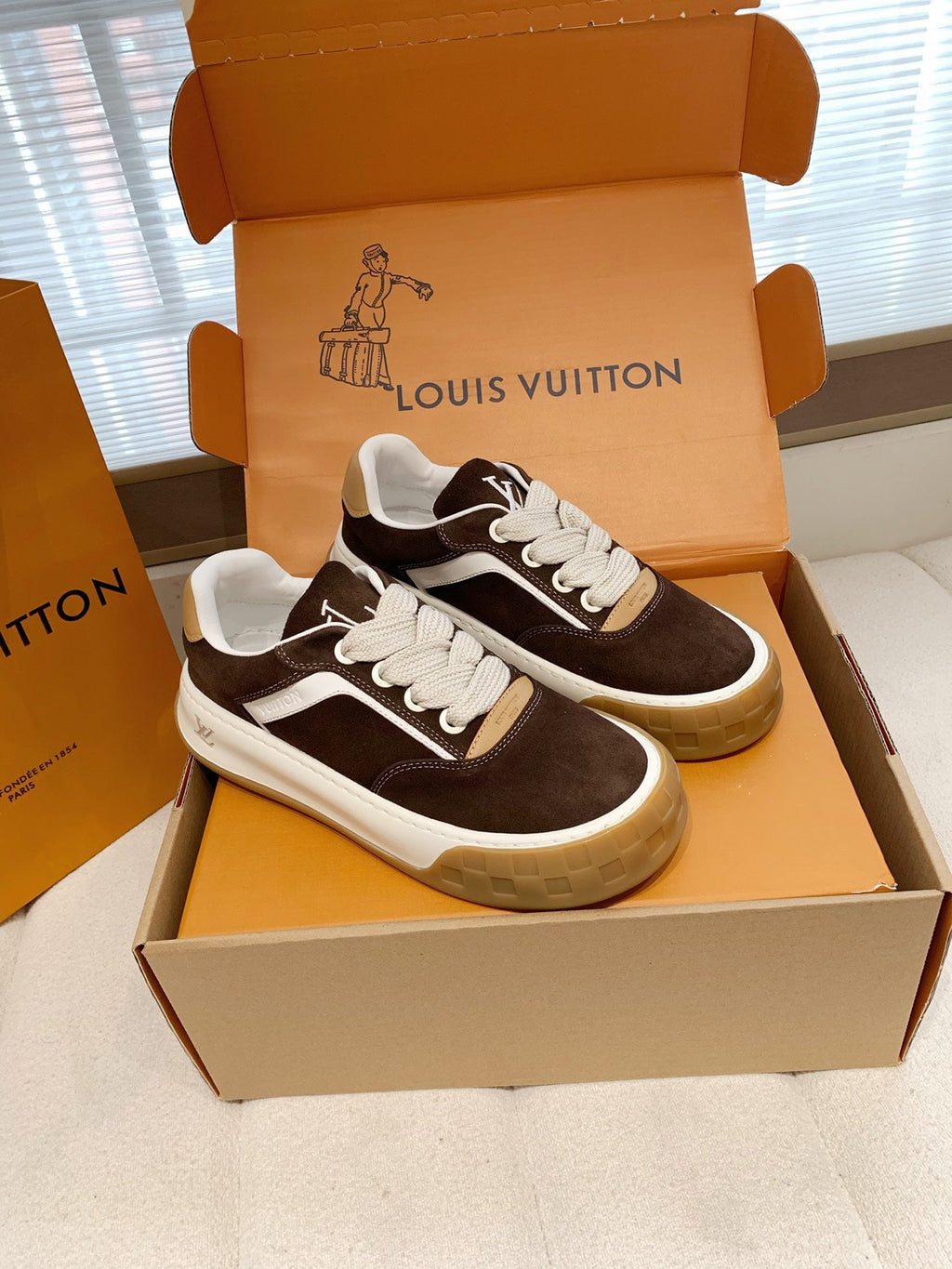 LV 26S TILTED SNEAKERS IN DARK BROWN SUEDE