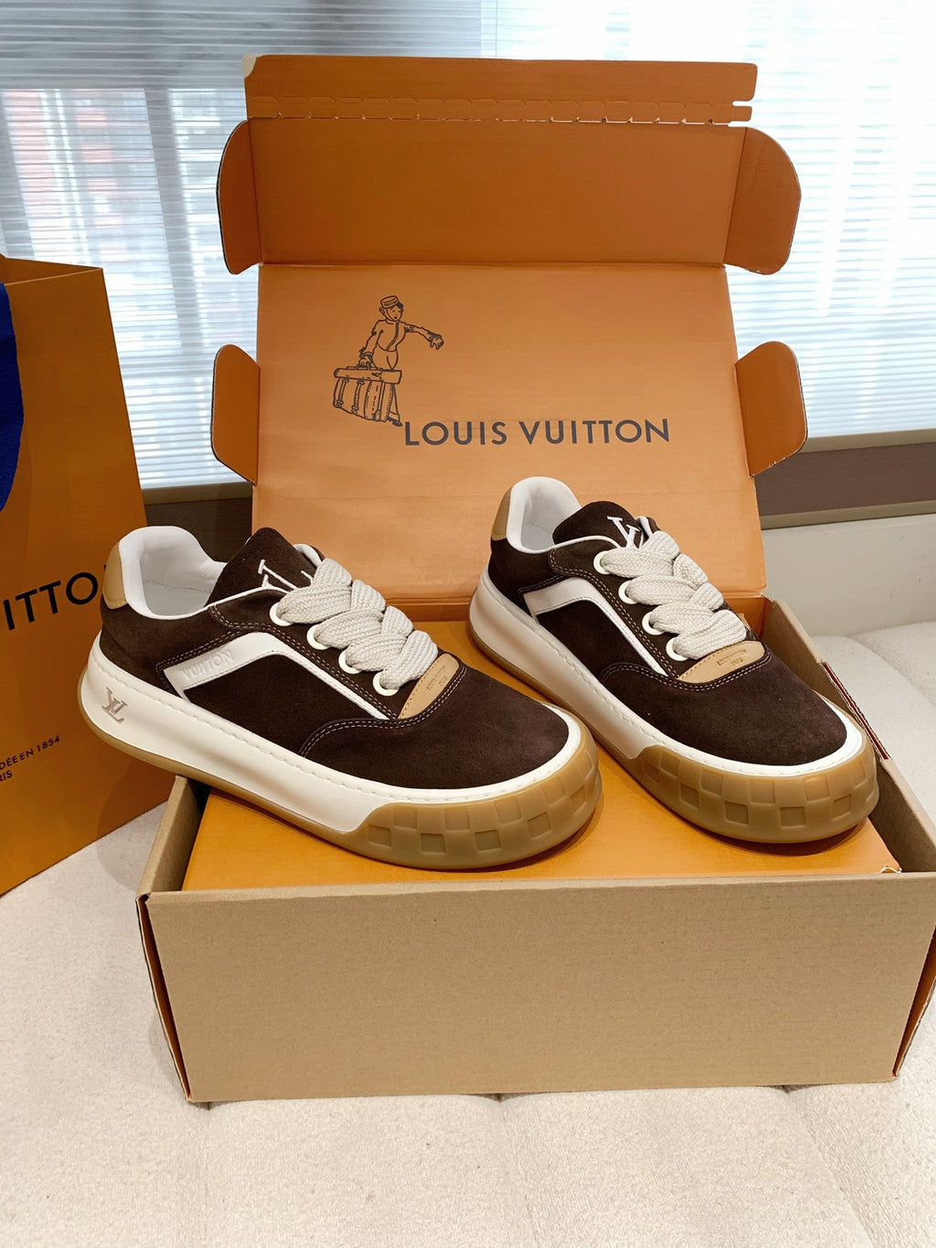 LV 26S TILTED SNEAKERS IN DARK BROWN SUEDE