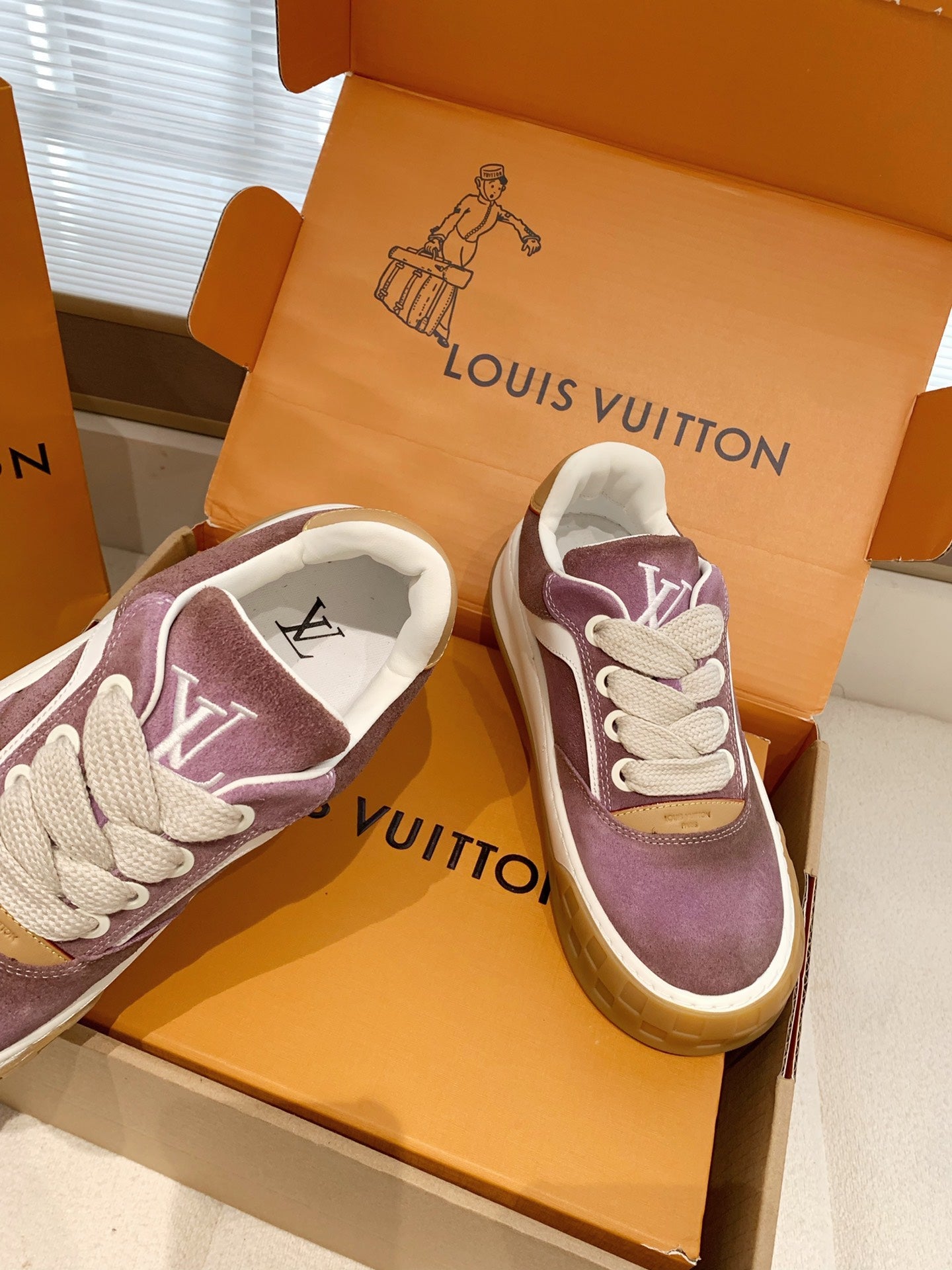 LV 26S TILTED SNEAKERS IN LILAC PURPLE SUEDE