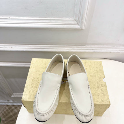 THE ROW 26S MOCCASIN LOAFERS 20MM IN IVORY WHITE CALFSKIN