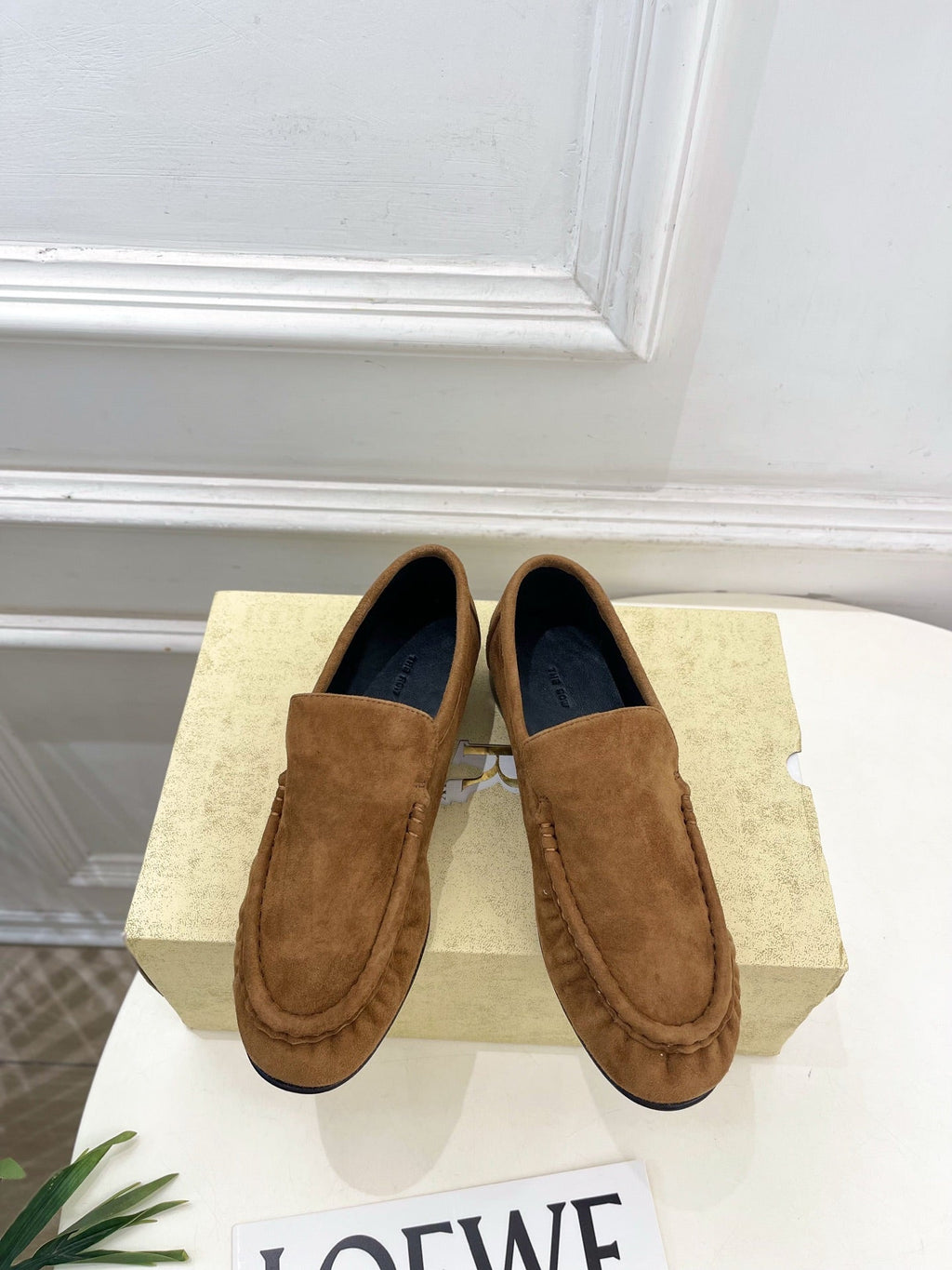 THE ROW 26S MOCCASIN LOAFERS 20MM IN COGNAC BROWN SUEDE