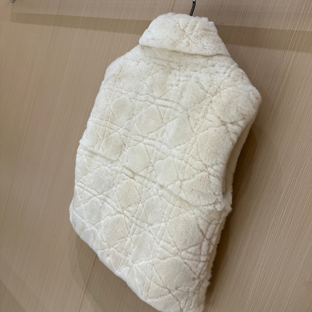 DIOR 25S FAUX RABBIT FUR VEST 769