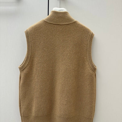 LORO PIANA 26S HIGH-NECK BUTTONED KNIT VEST 912