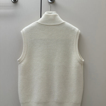 LORO PIANA 26S HIGH-NECK BUTTONED KNIT VEST 911