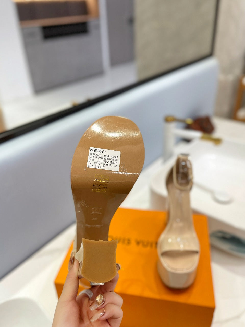 LV 26S HIGH HEEL SANDALS 145 MM IN BEIGE CALFSKIN