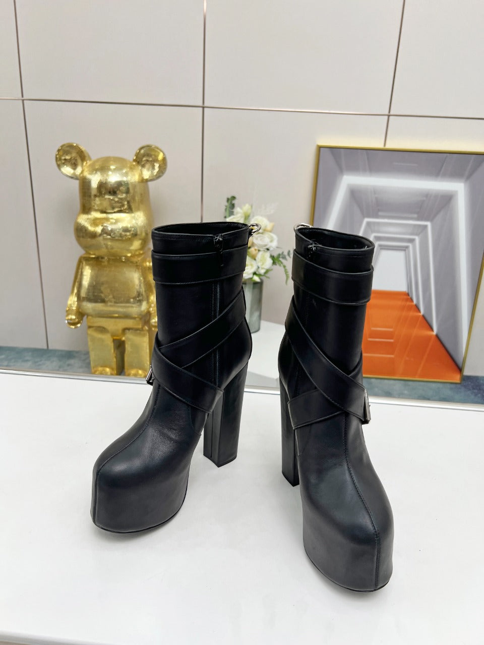 SL ANKLE BUCKLE BOOT PLATFORM BLACK SMOOTH CALFSKIN