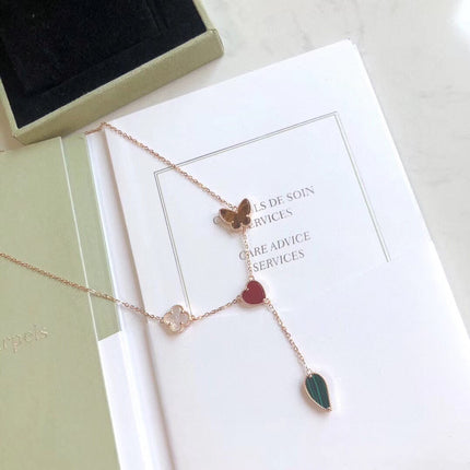 LUCKY SPRING 4 MOTIFS PINK GOLD NECKLACE
