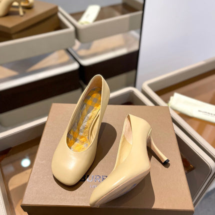 BURBERRY 26S HIGH HEELS 85 MM IN LIGHT YELLOW CALFSKIN
