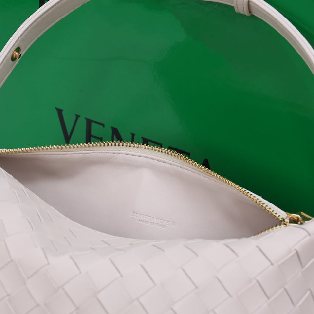 Walla Candy White