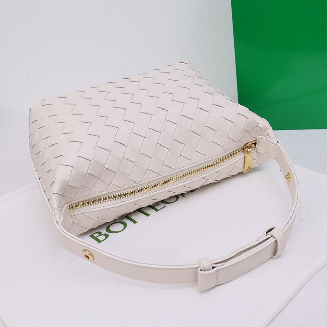 Walla Candy White