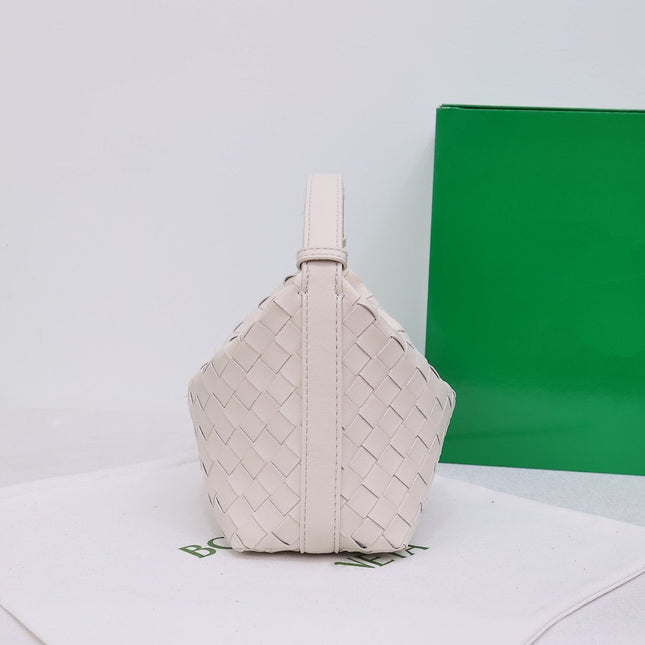 Walla Candy White