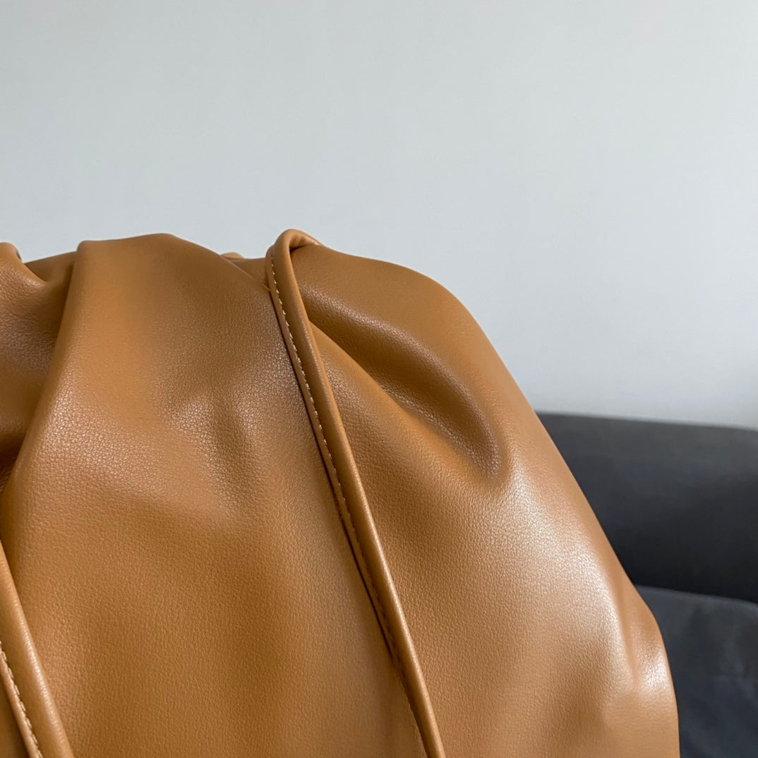 Classic Pouch Brown