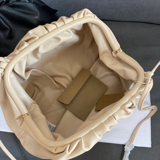Classic Pouch Beige