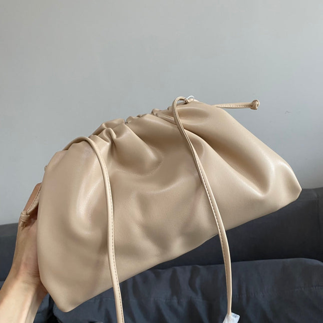 Classic Pouch Beige