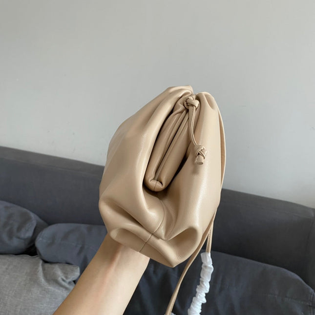 Classic Pouch Beige