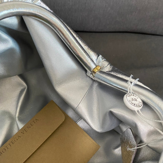 Classic Pouch Silver