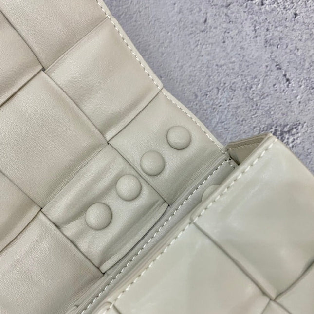 Chain Cass Bag Beige