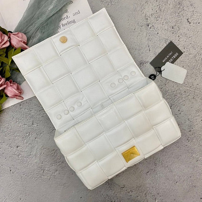 Chain Cass Bag White
